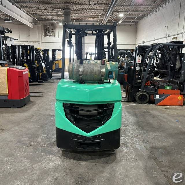 2021 Mitsubishi FGC33N