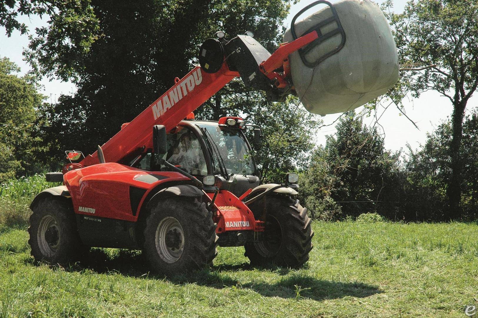 2026 Manitou WRAPPED BALE CLAMP