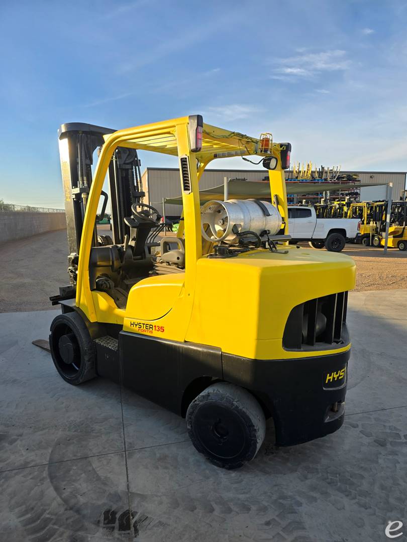 2009 Hyster S135FT