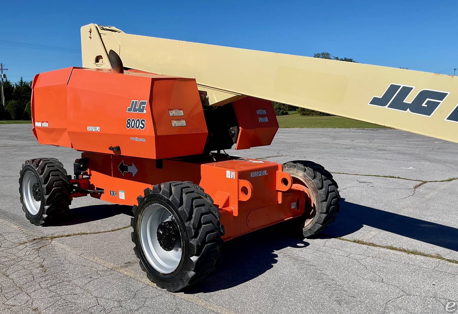 2016 JLG 800S