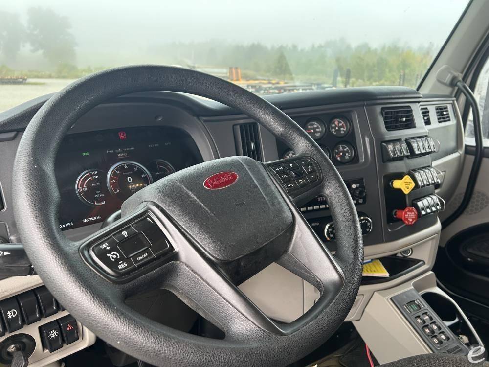 2026 Peterbilt 567