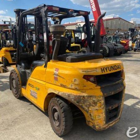 2022 Hyundai 45D-9F