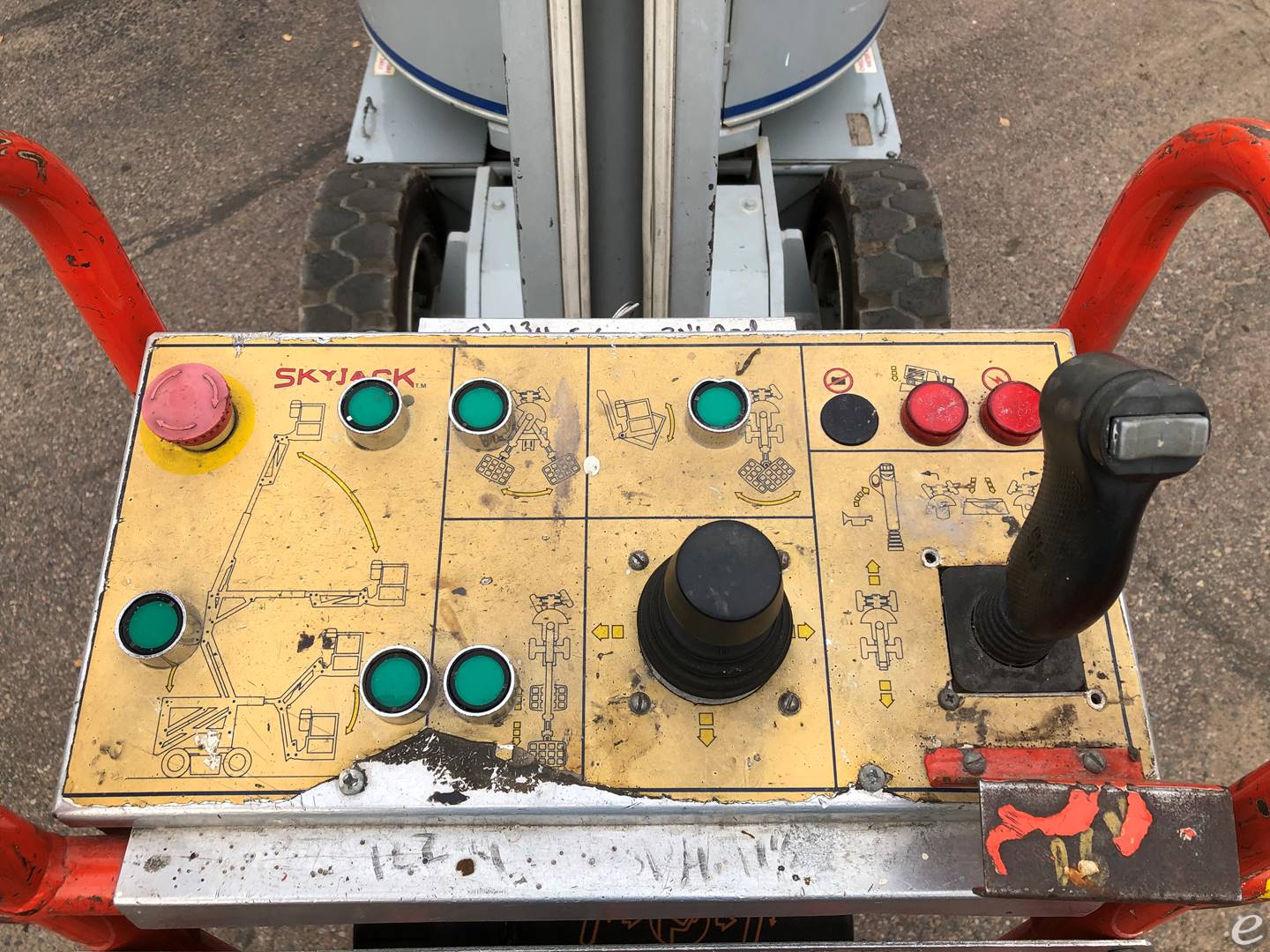 1997 Skyjack SJKB-33N