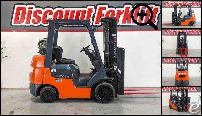 2003 Toyota 7FGCU25 LP Gas Forklift...