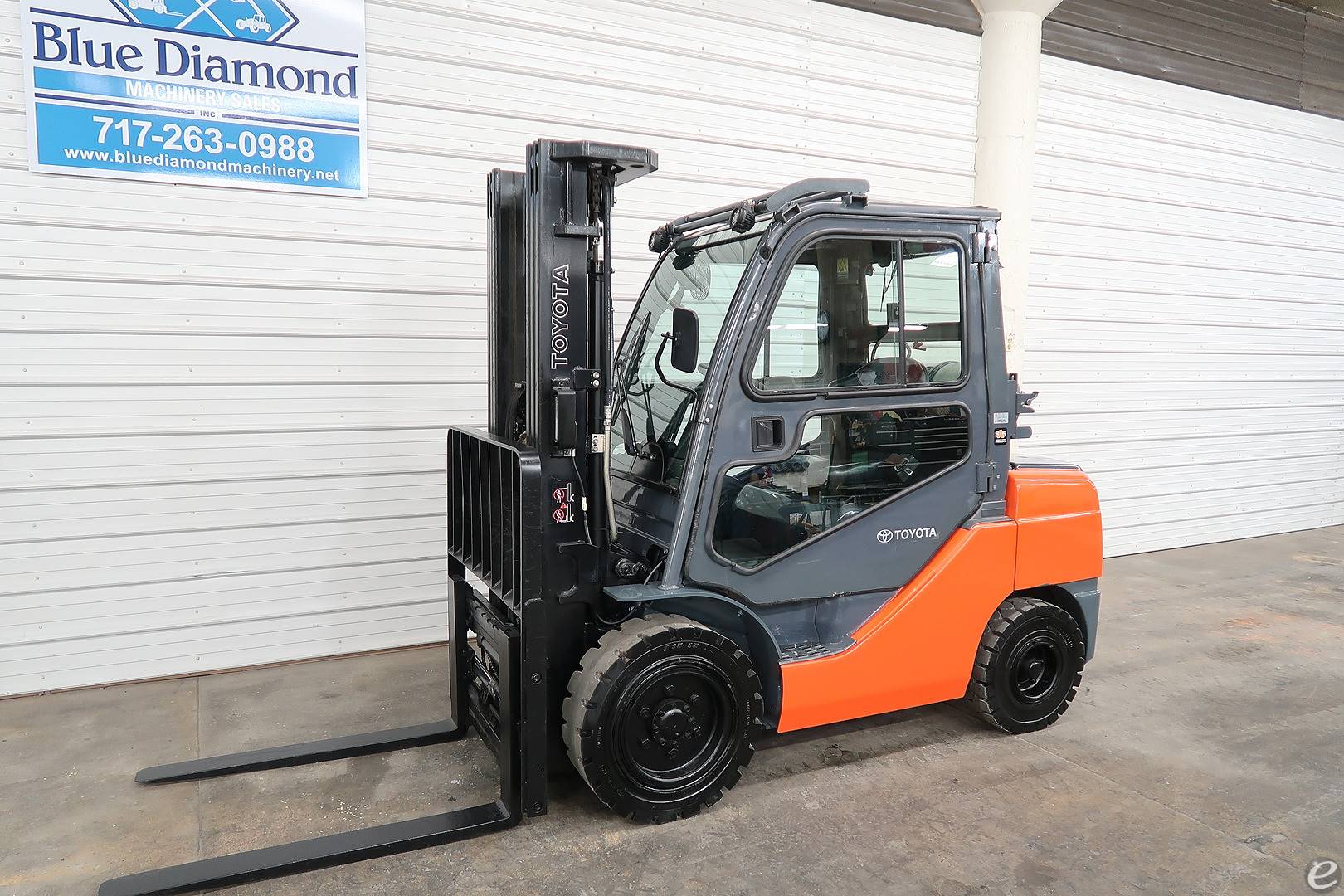 2013 Toyota  LP Gas Forklift