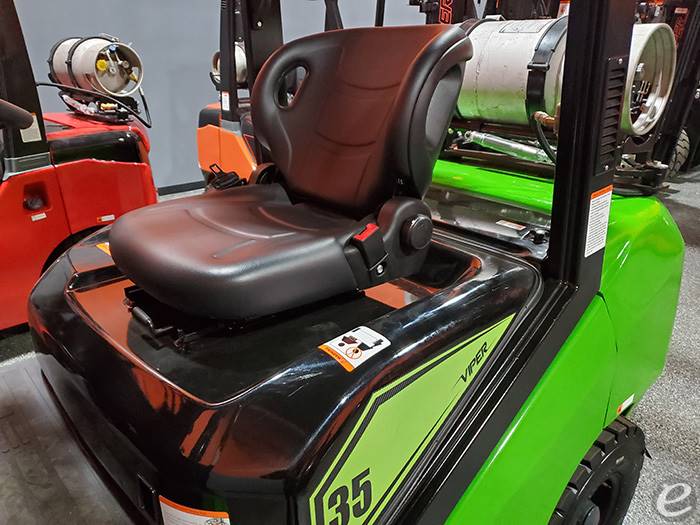 2026 Viper Lift Trucks FY35
