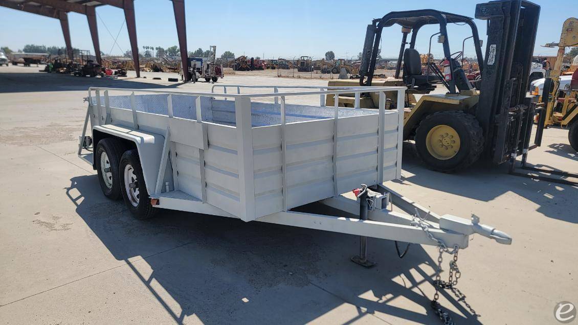 2003 Miller 12' X 70
