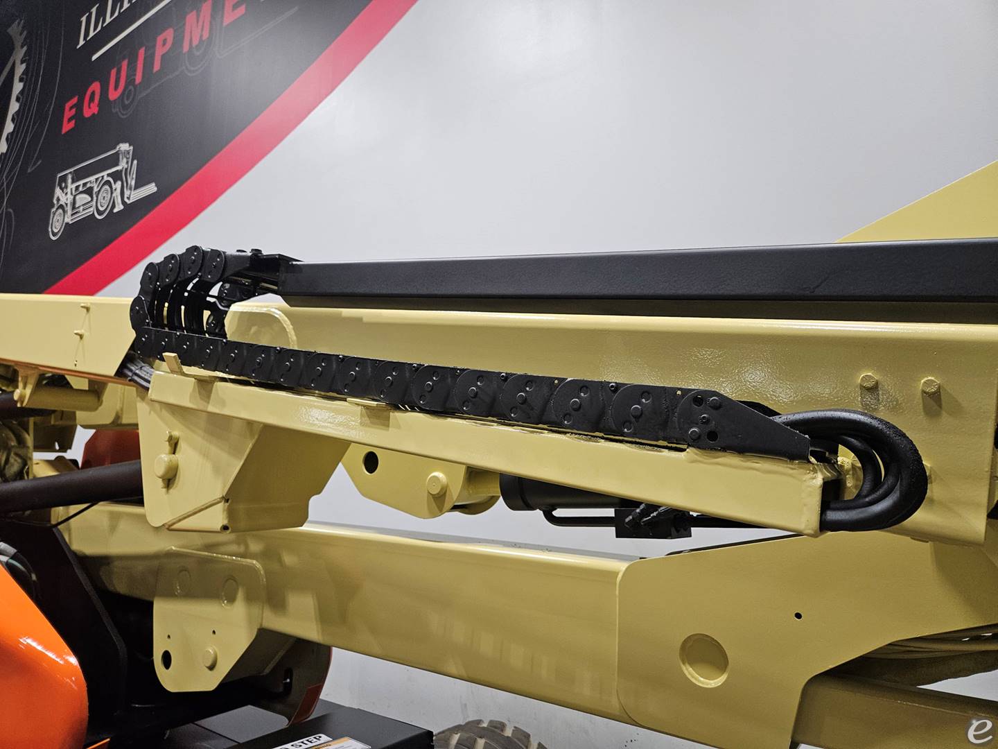 2015 JLG E450AJ