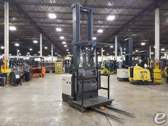 2021 Crown SP3530-30 Electric Order Picker - 123Forklift
