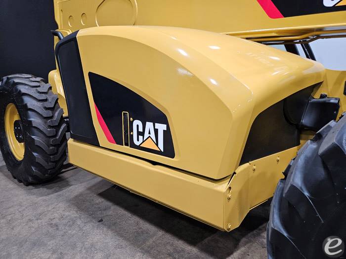 2017 Cat TL1055D