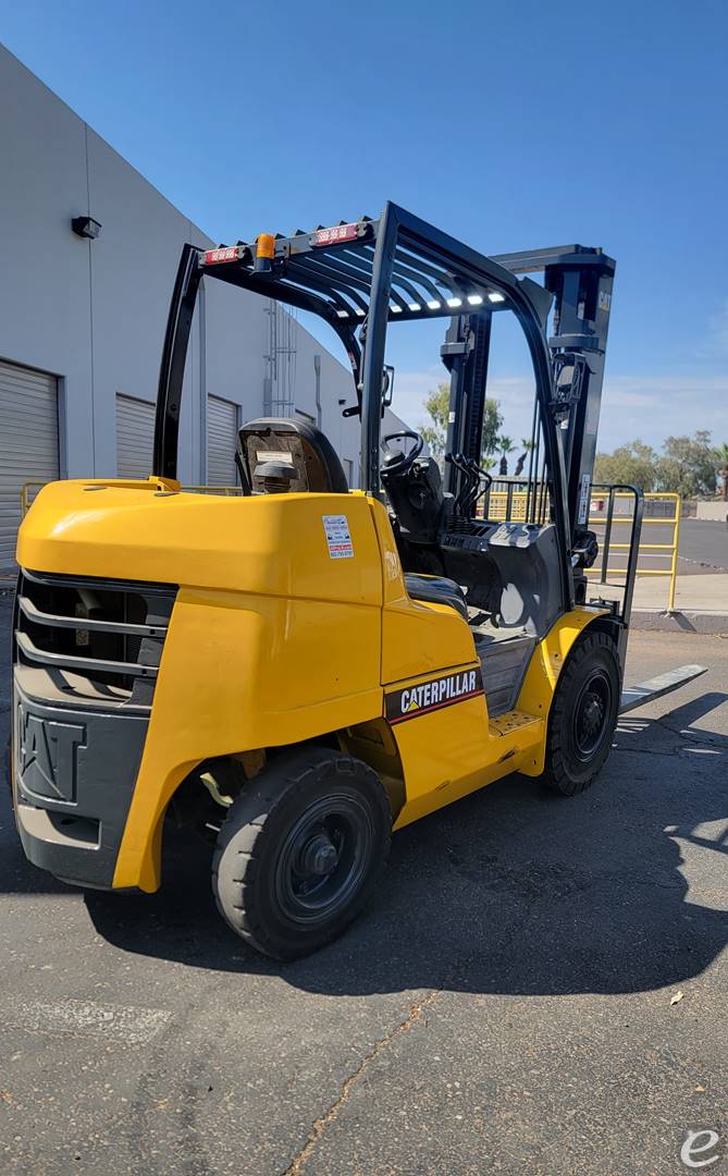  Cat                                       DP40N1 Diesel Forklift - 123Forklift