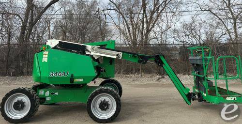 2017 JLG 340AJ