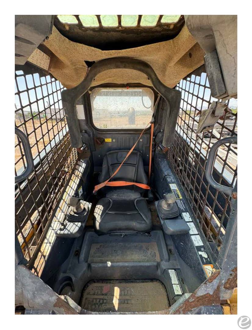 2018 John Deere 331G