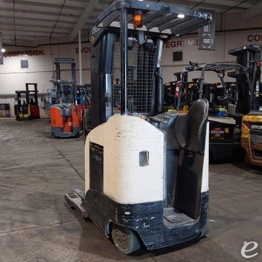 2019 Crown RR5725-45