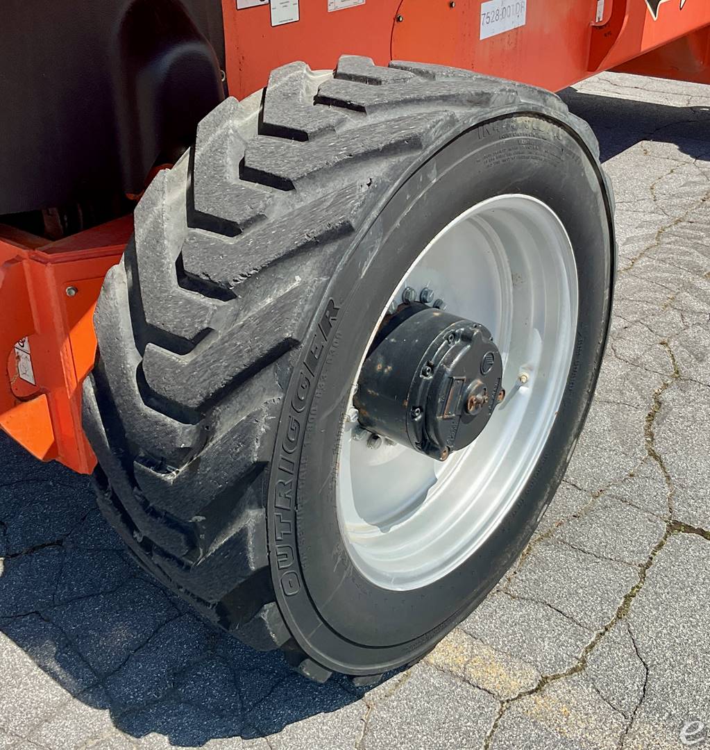 2021 JLG 1350SJP