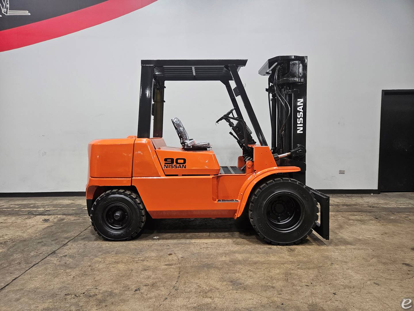 2006 Nissan PD90