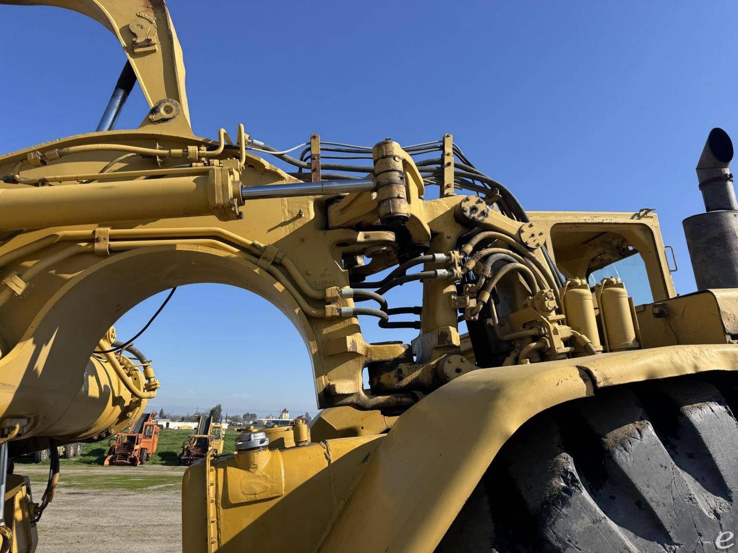 1974 Cat 637