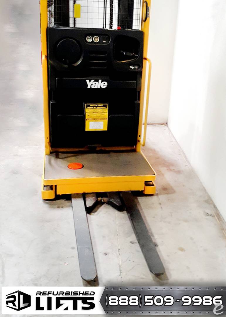 2011 Yale OSO030  Electric Order Picker - 123Forklift
