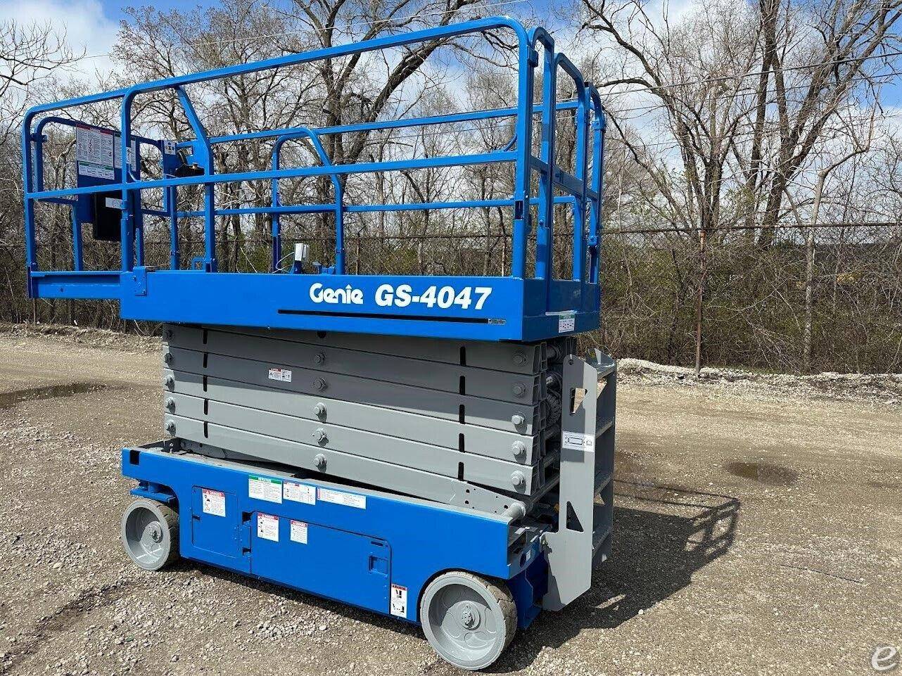 2017 Genie GS4047