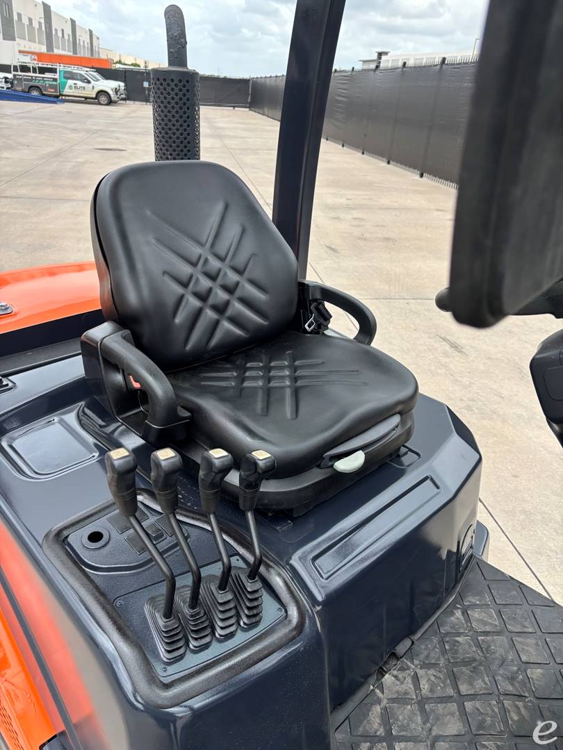 2020 Doosan D33S-7