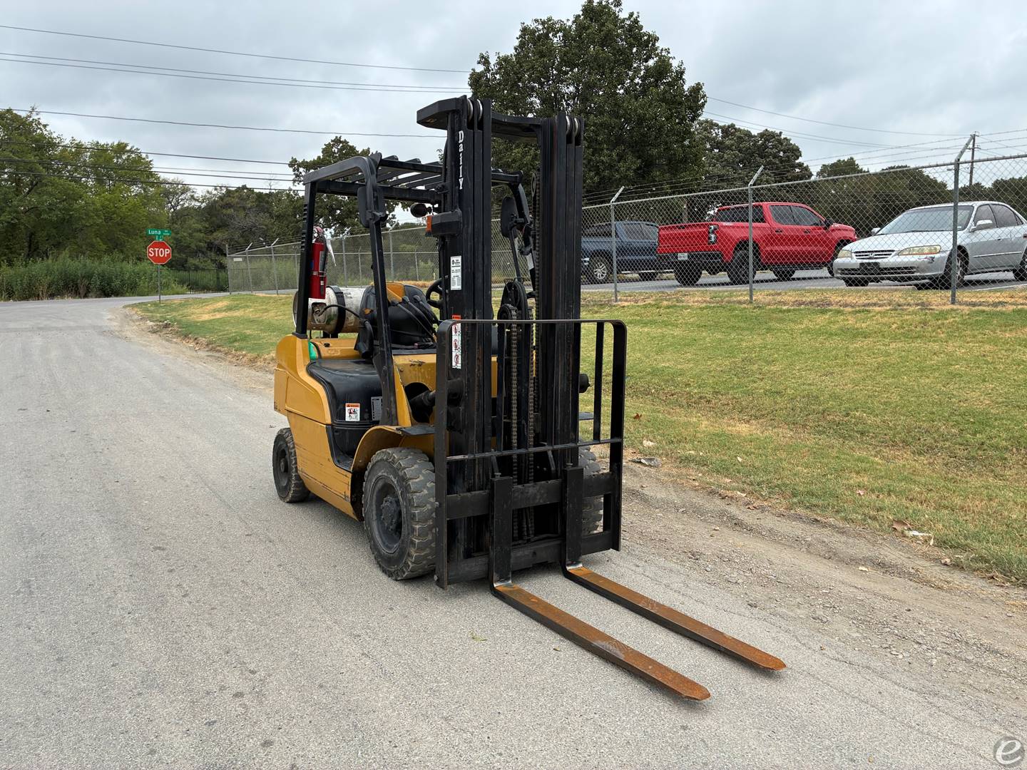 2005 Cat FG25N