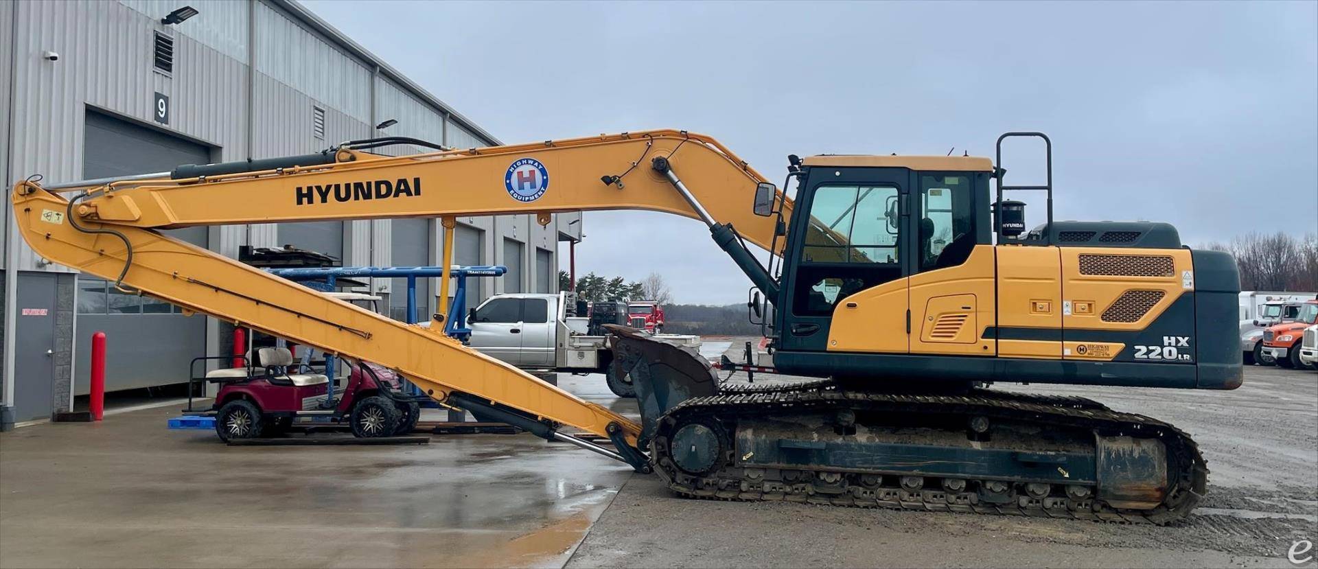 2018 Hyundai HX220 LR