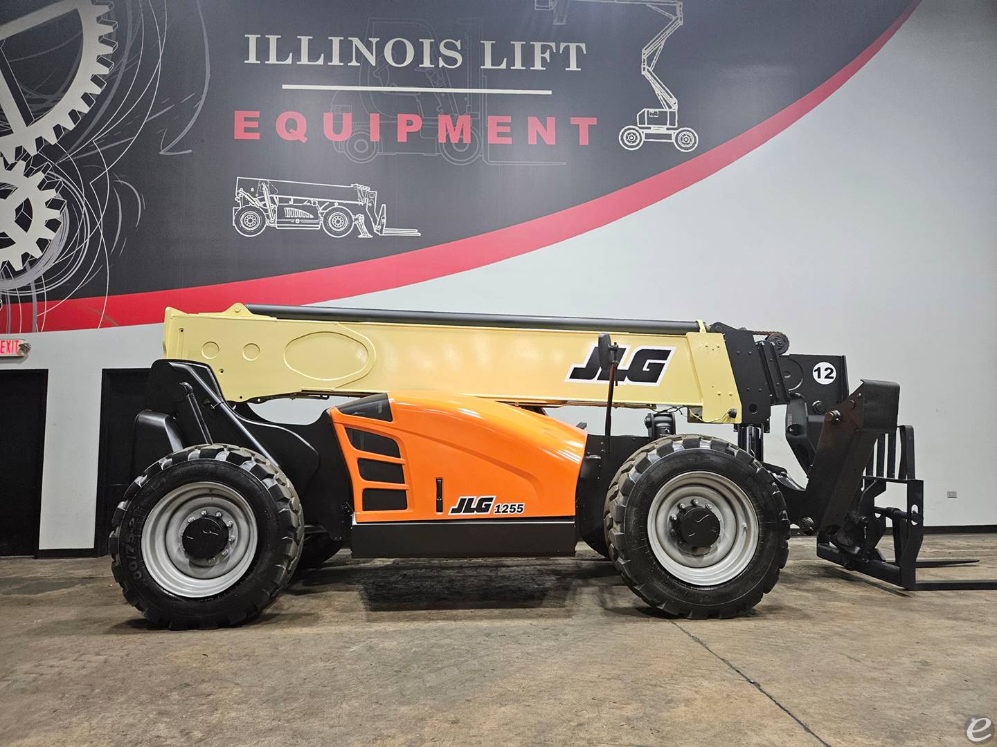 2021 JLG 1255