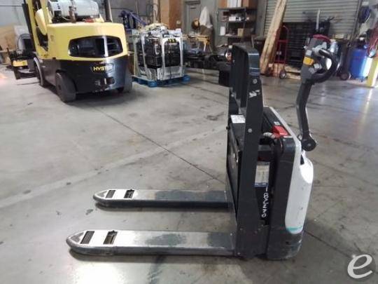 2018 Unicarriers WLXT2W7S22V Electric Forklift - 123Forklift