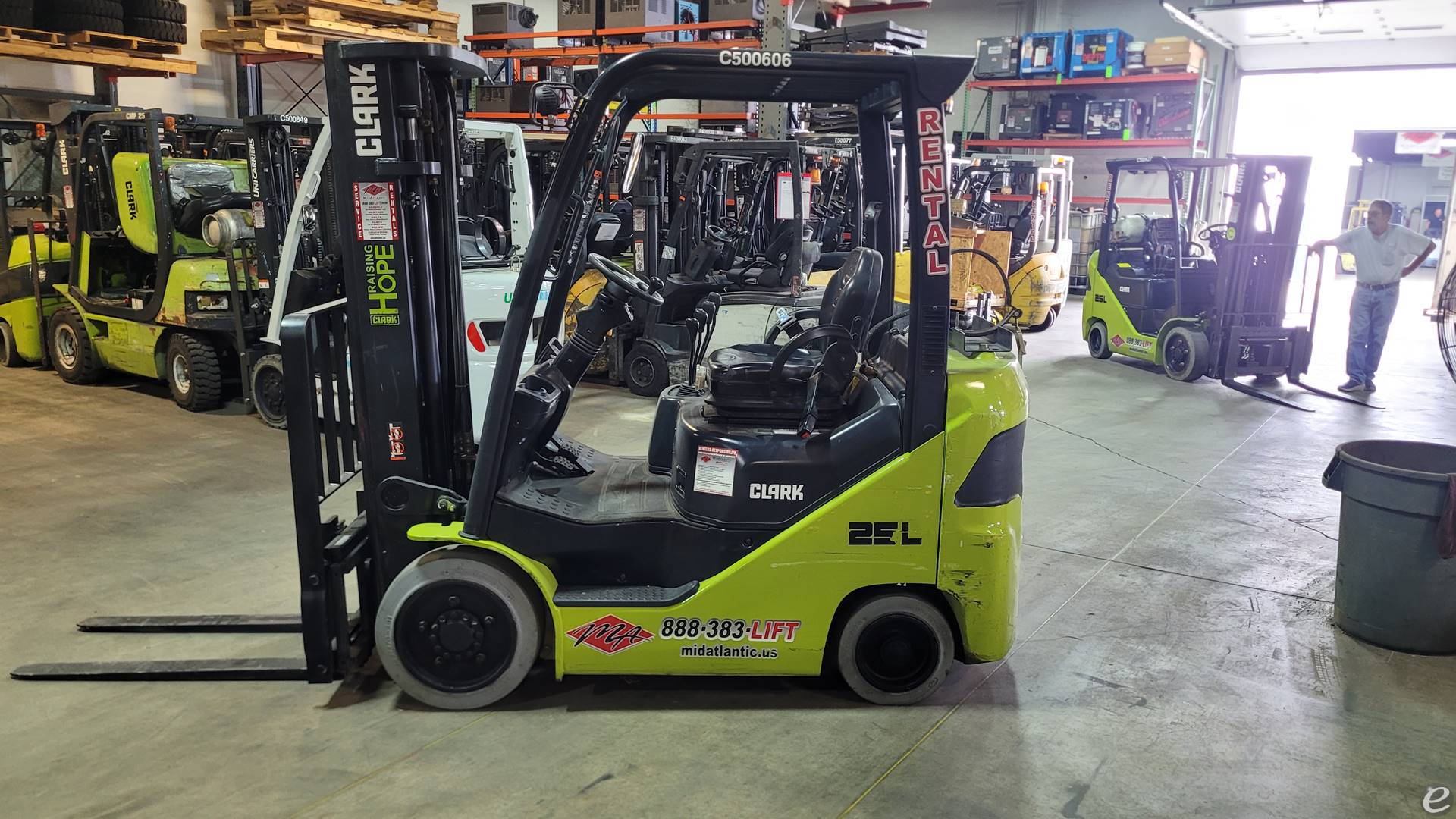 2020 Clark S25C-LPS