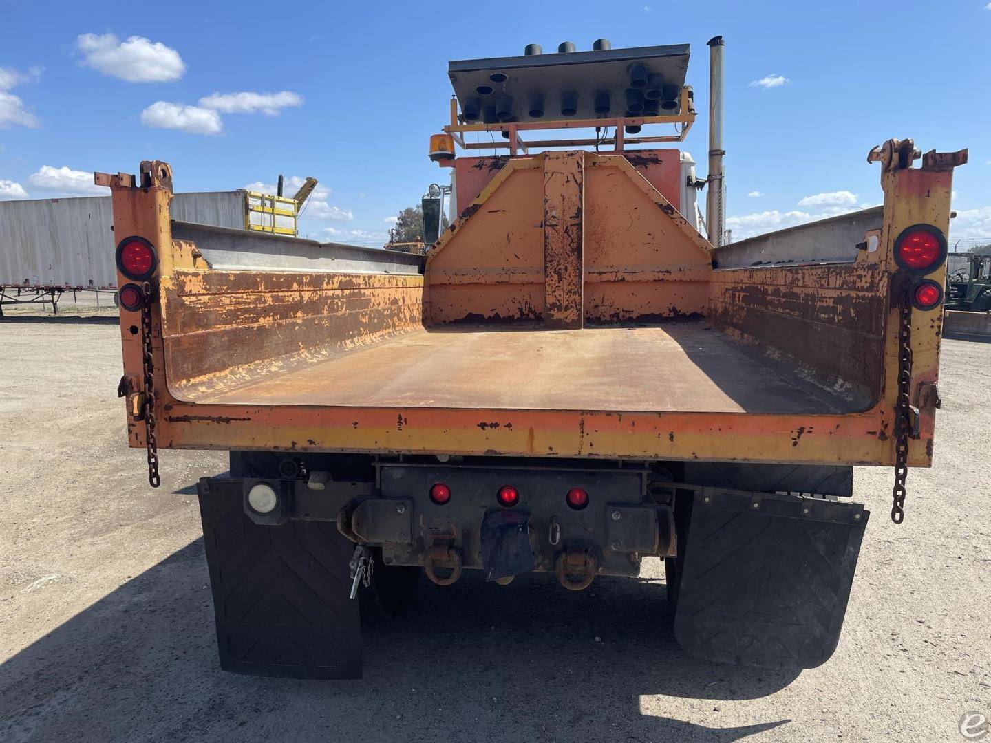 2001 Freightliner FL70