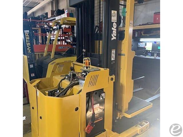 2017 Yale OS030BF Electric Order Picker - 123Forklift