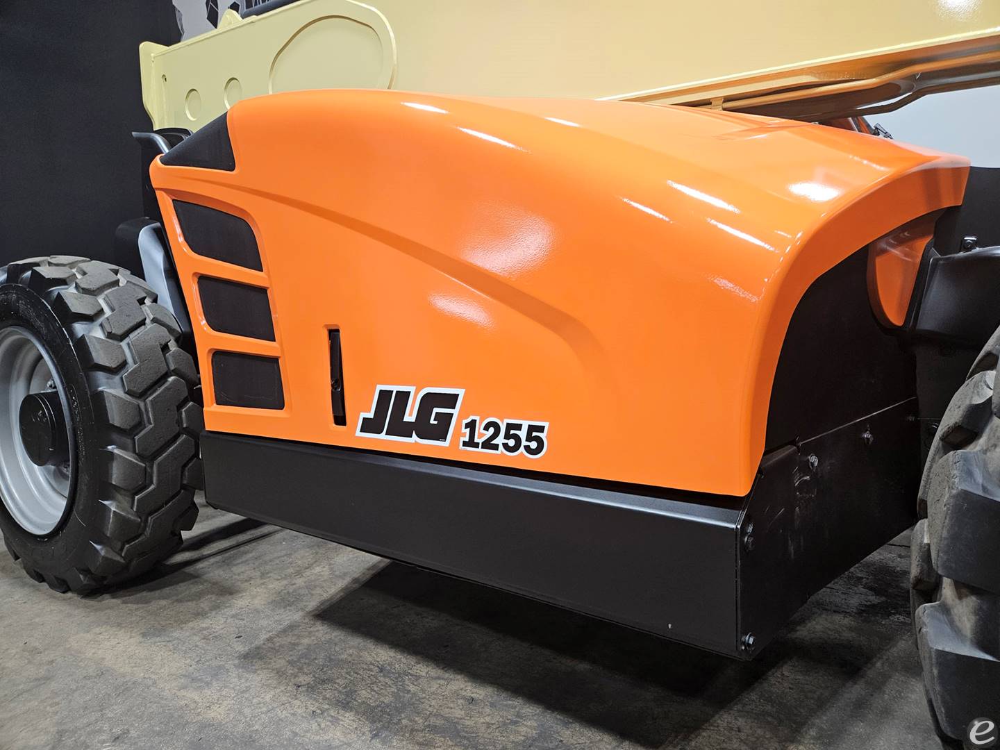 2021 JLG 1255