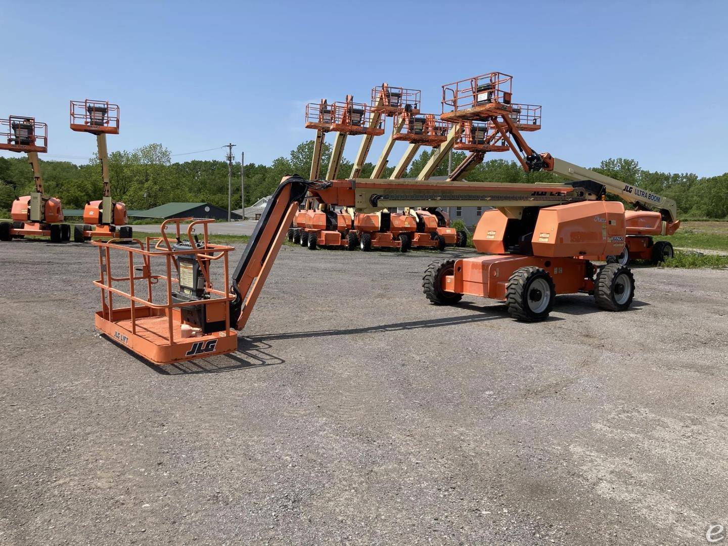 2015 JLG 660SJ