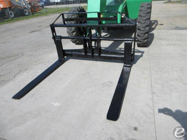 2015 Skytrak 6042