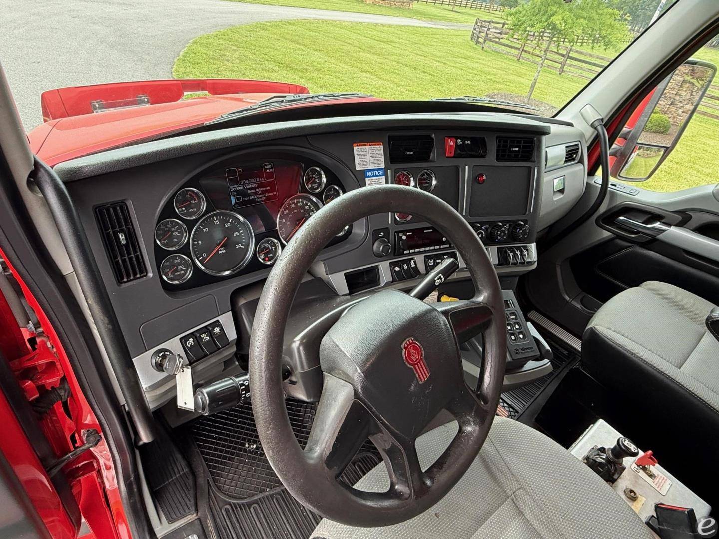2022 Kenworth T880S