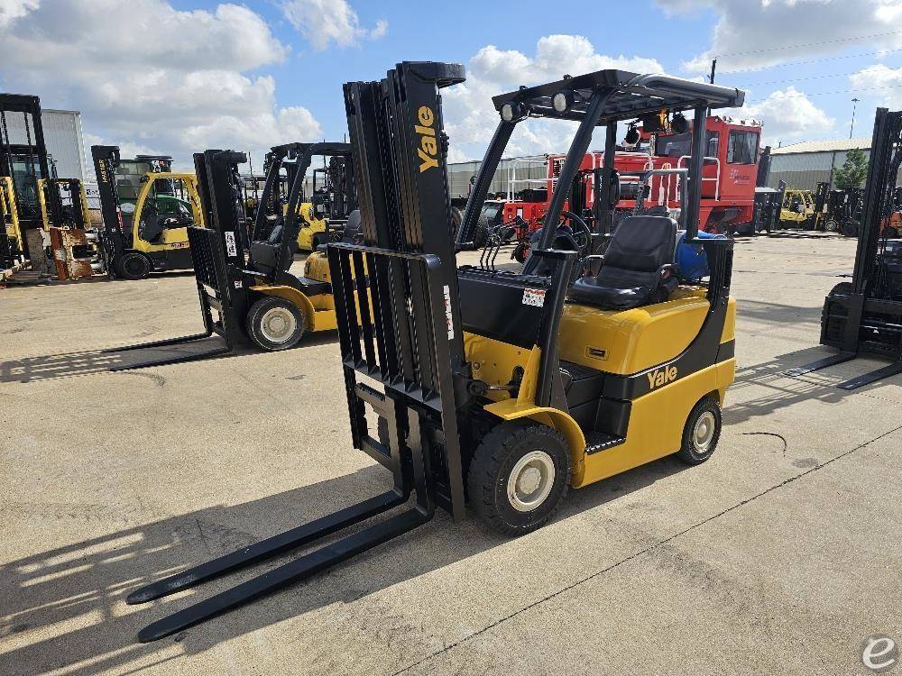 2021 Yale GLP040SVX
