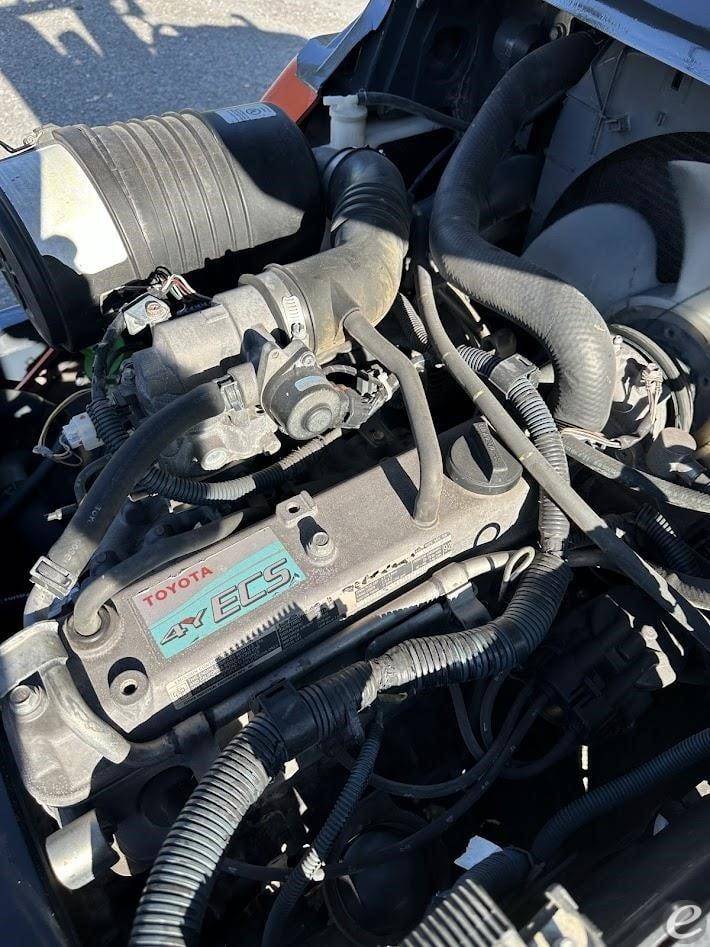2014 Toyota 8FGU25