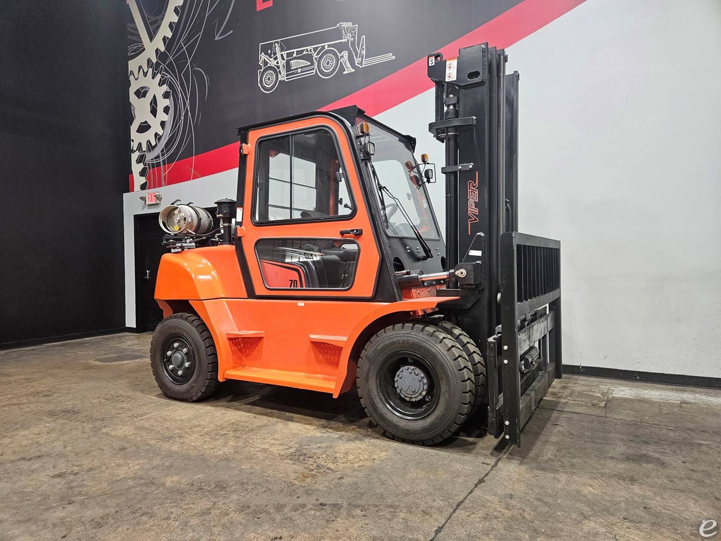 2024 Viper Lift Trucks FY70