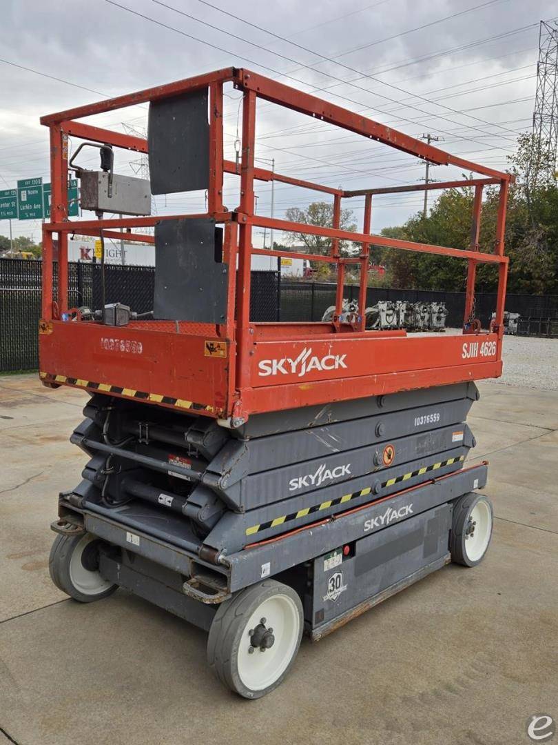 2015 Skyjack SJIII4626 Electric Scissor Lift - 123Forklift