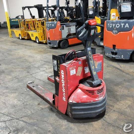2015 Raymond 102T-F45L Electric Forklift - 123Forklift
