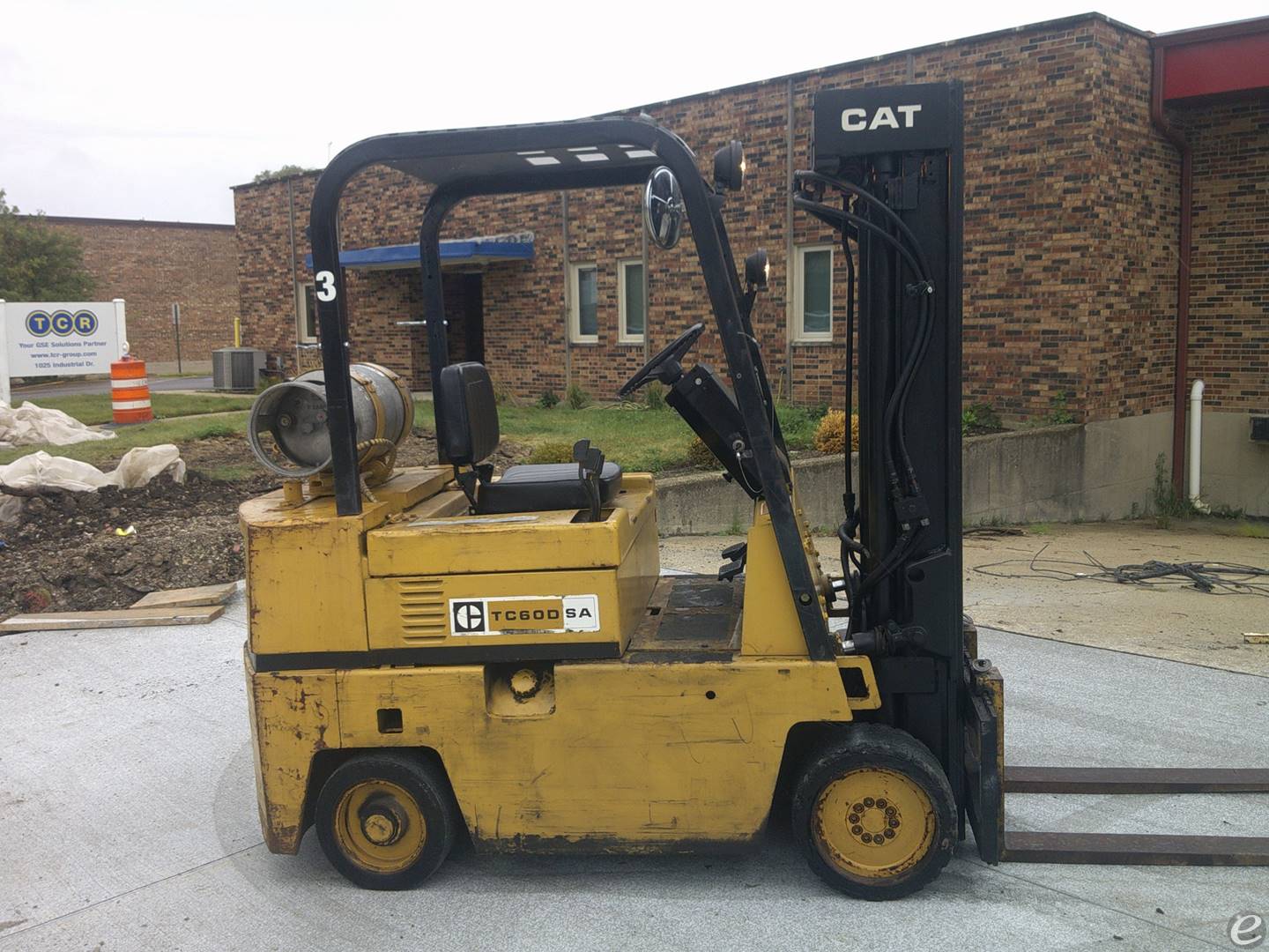 1990 Cat TC60D SA