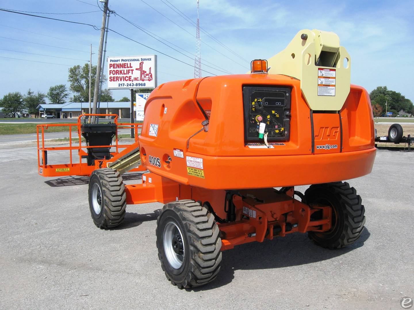 2007 JLG 400S