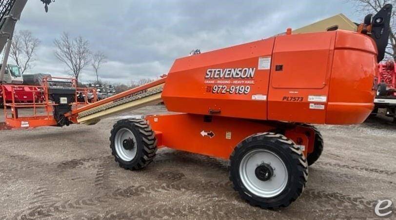 2013 JLG 600S