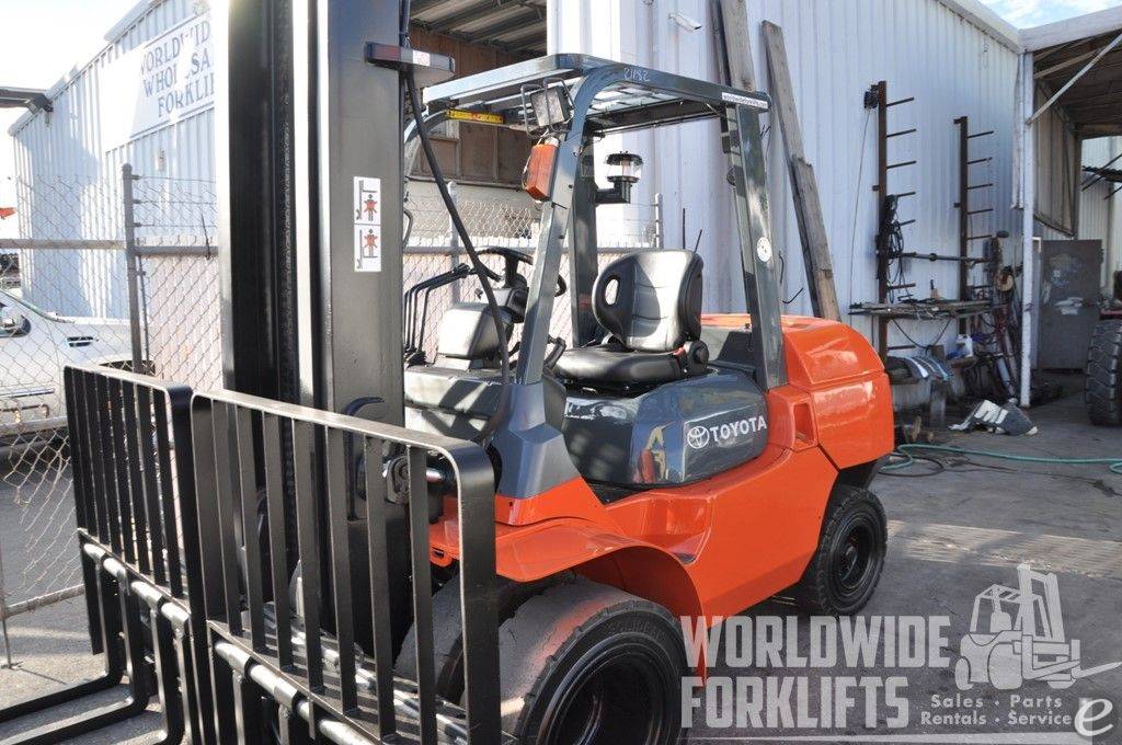 2009 Toyota 7FDAU50