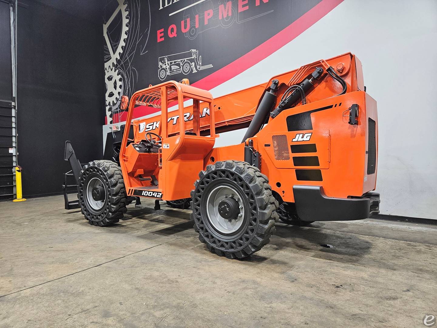 2017 Skytrak 10042