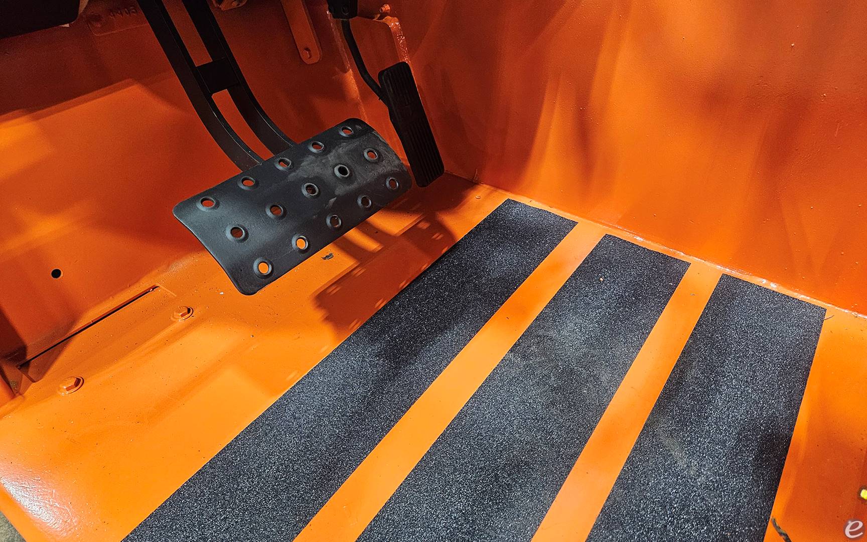 2017 JLG G5-18A