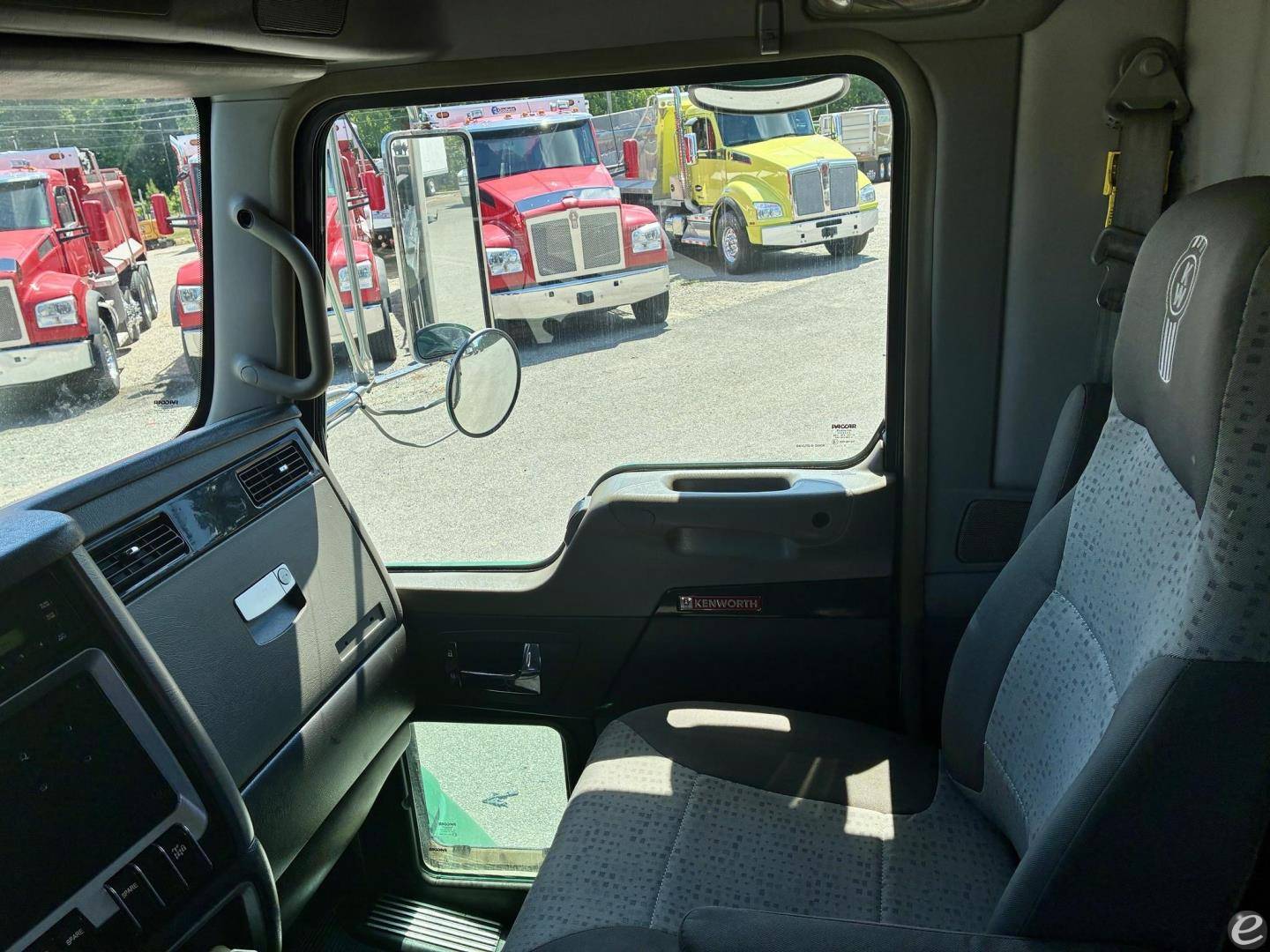 2013 Kenworth T440