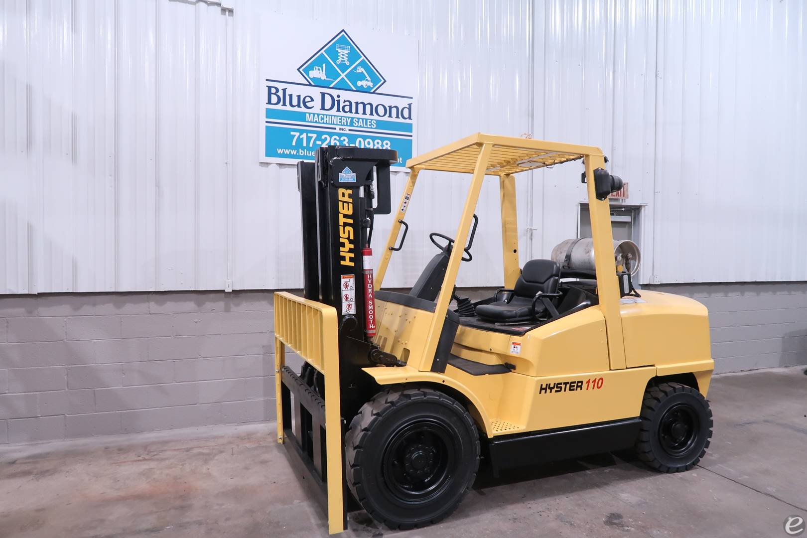 2004 Hyster H110XM LP Gas Forklift