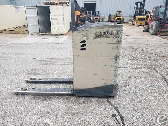 2018 Crown RT4020 Electric Forklift - 123Forklift
