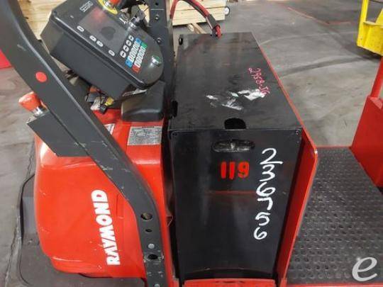 2017 Raymond 3020